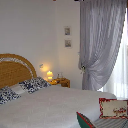Casa Lorenza Holiday home *