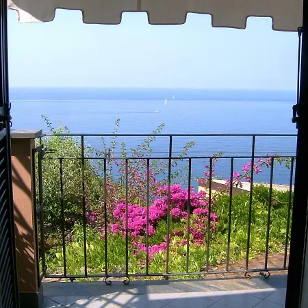 Casa Lorenza Holiday home